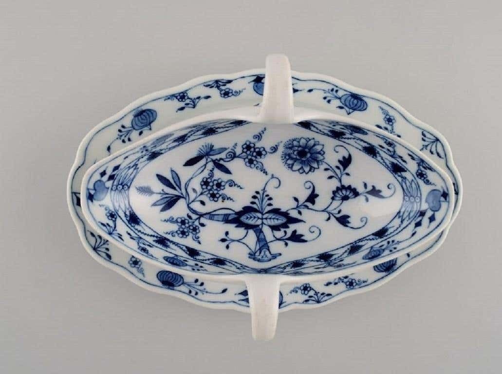 Antique Meissen Blue Onion Sauce Bowl In Hand Painted Porcelain, Late 19th C photo for sale