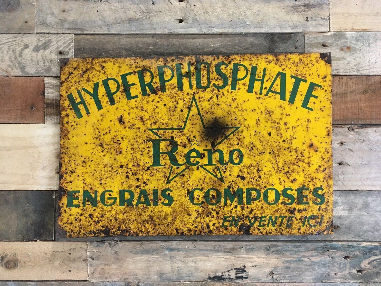 V.Rare French Yellow Reno Hyperphosphate Fertilizer Engrais Star Man Cave Sign