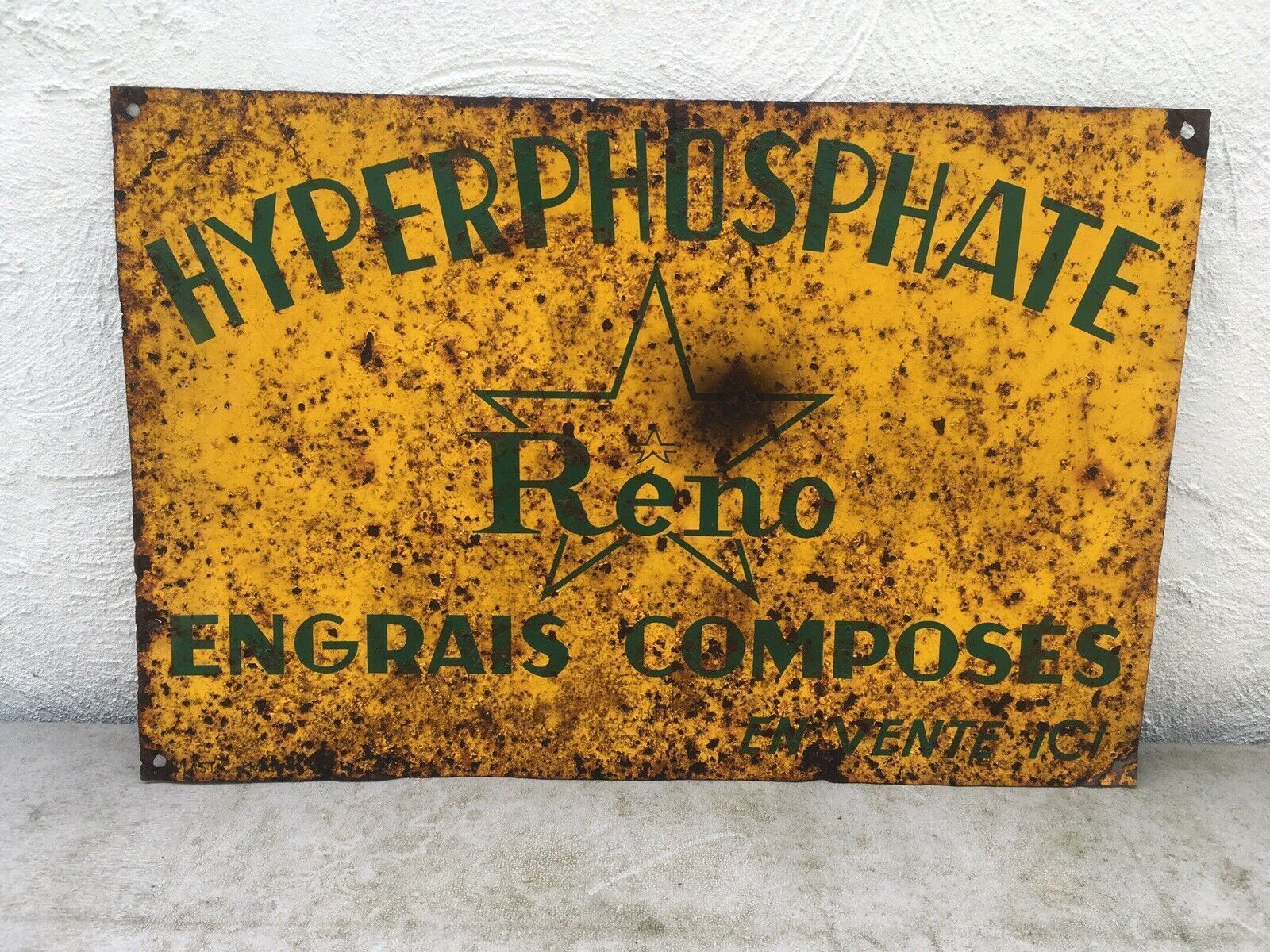 V.Rare French Yellow Reno Hyperphosphate Fertilizer Engrais Star Man Cave Sign photo for sale