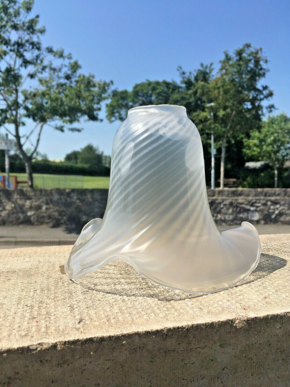Lovely Vintage French Vianne Glass Frosted Ribbed Ruffled Fluted Edge Lamp Shade photo furniture