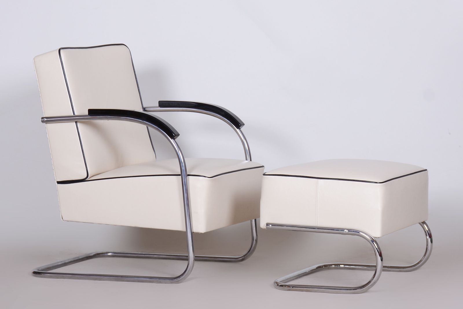 White Mucke Melder Armchair Set 1930s Czechia photo vinterior
