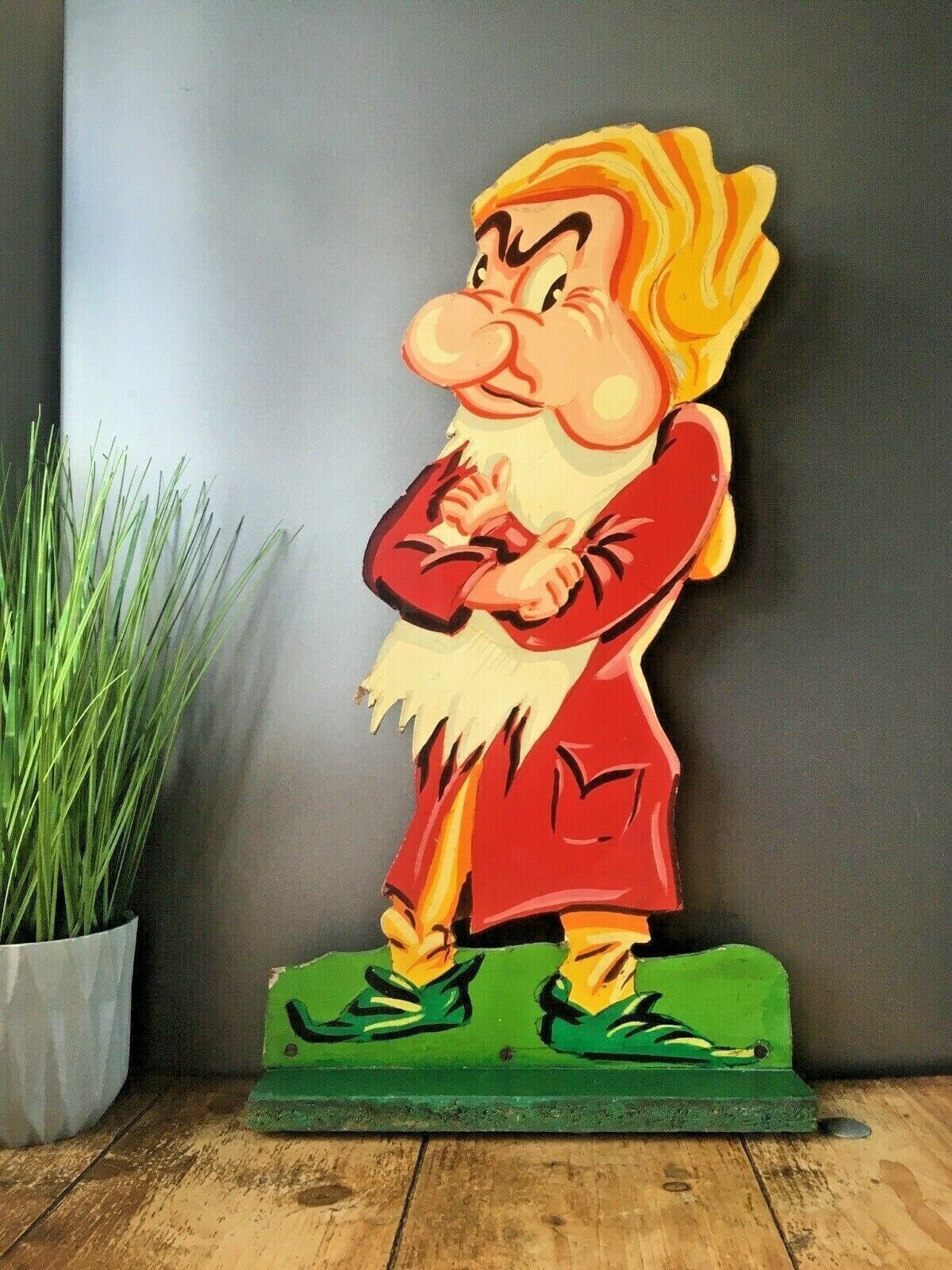 Large Vintage 1970's Snow White & The Seven Dwarfs Wooden Funfair Garden Display photo furniture