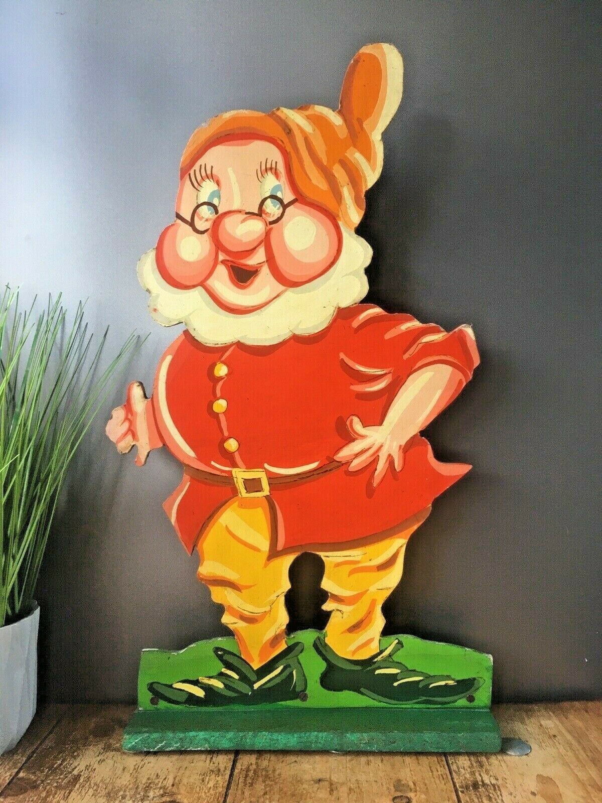 Large Vintage 1970's Snow White & The Seven Dwarfs Wooden Funfair Garden Display photo vinterior
