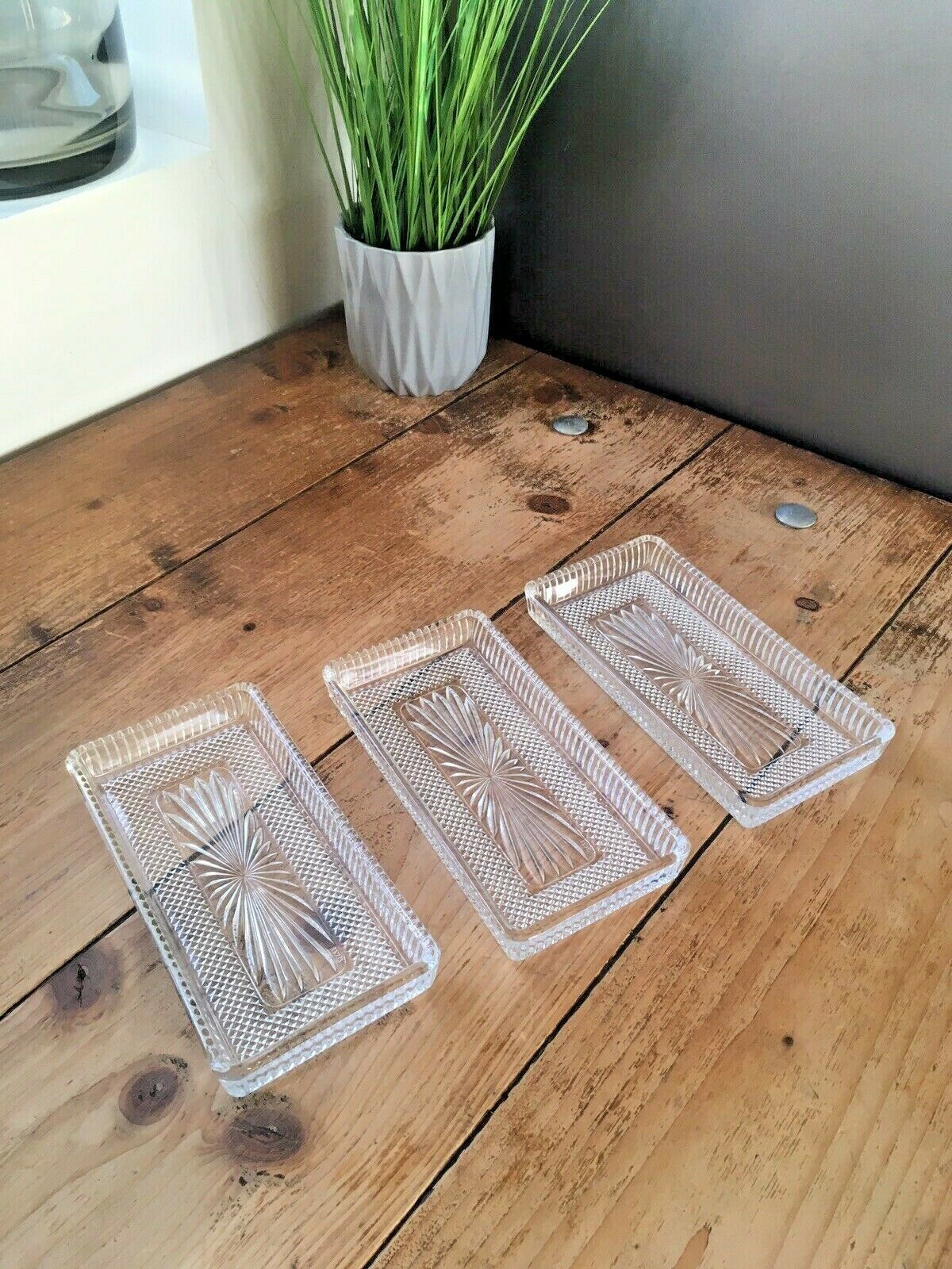photo furniture Retro Italian Glass & Chrome Centrepiece Party Bowl Nibbles Serving 3 Dish Tray