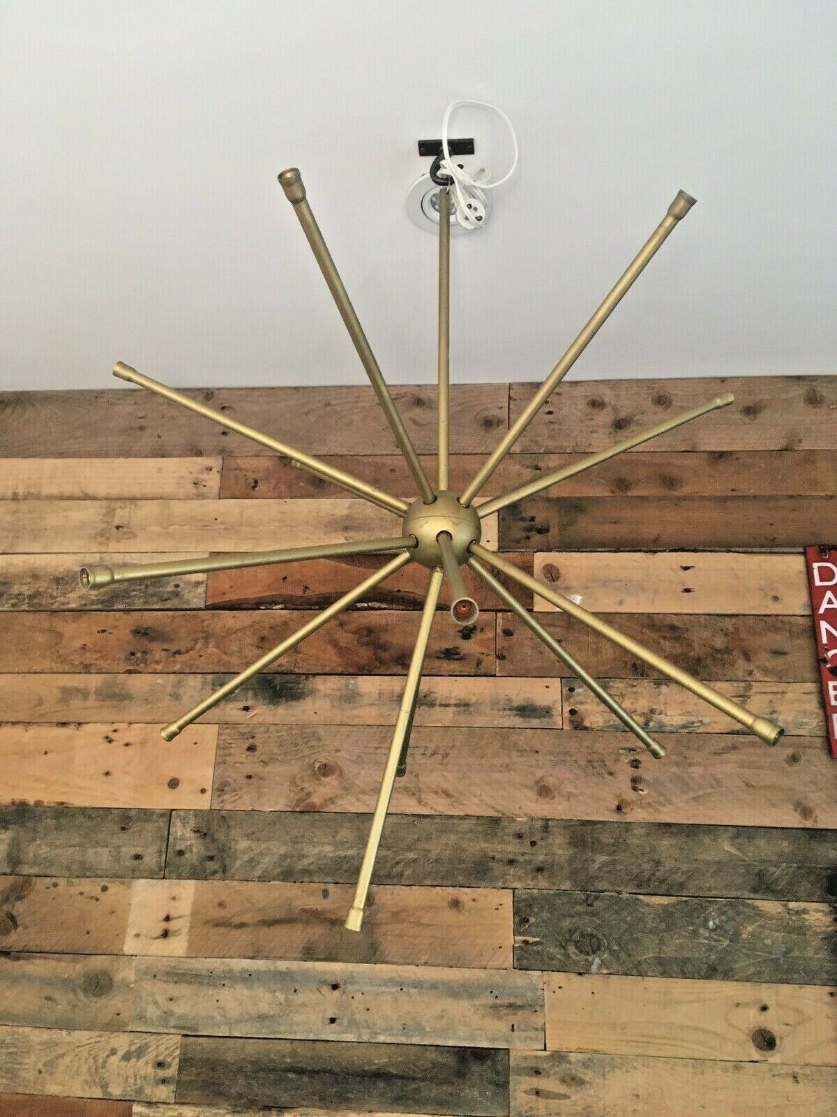 220.0 Sputnik Atomic Gold Plastic Ceiling Chandelier Light photo