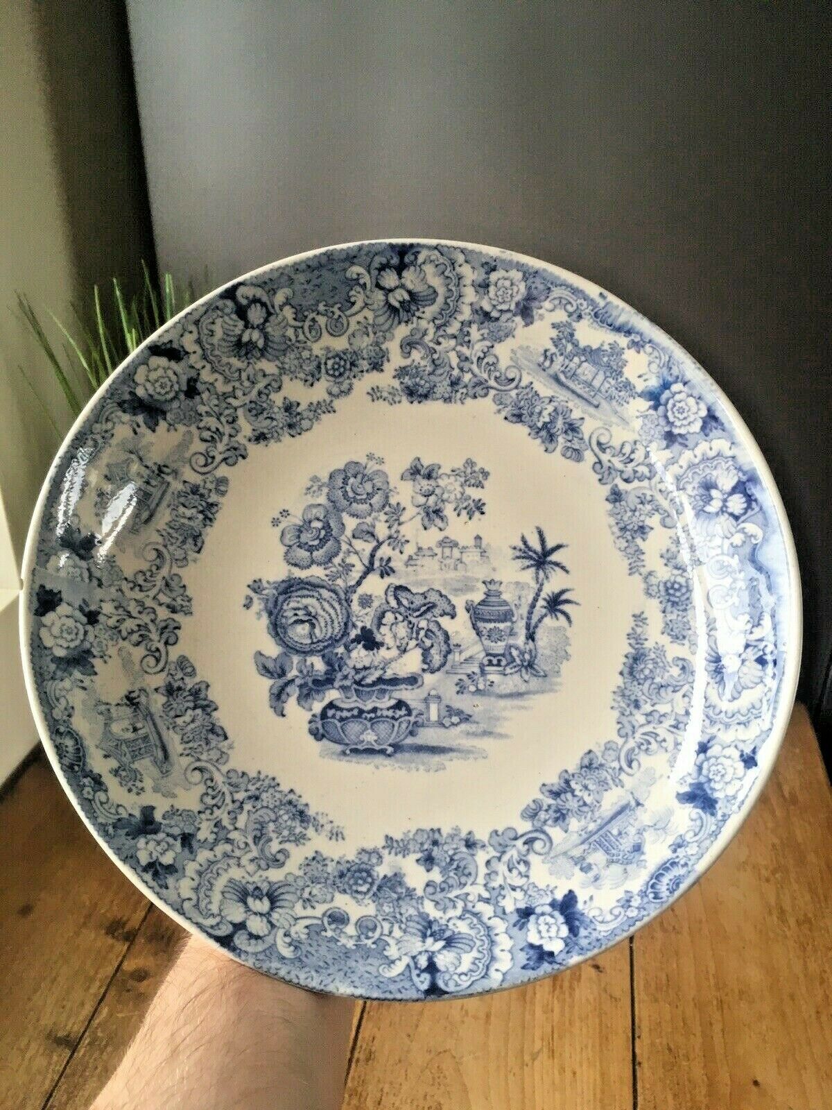 photo furniture Antique 1861 91 Ashworth Brothers Blue & White Chinoiserie Pedestal Fruit Stand
