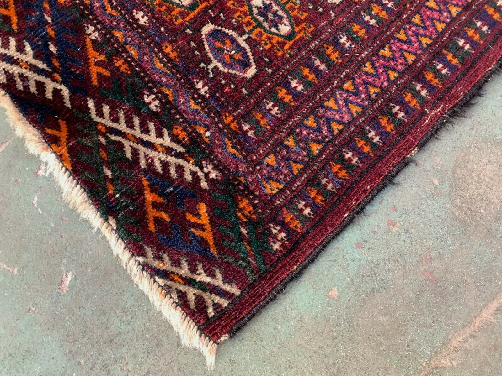 Antique Turkmen Tekke Rug, 144x97 Cm Turkoman Bokhara Red Black Beige photo for sale