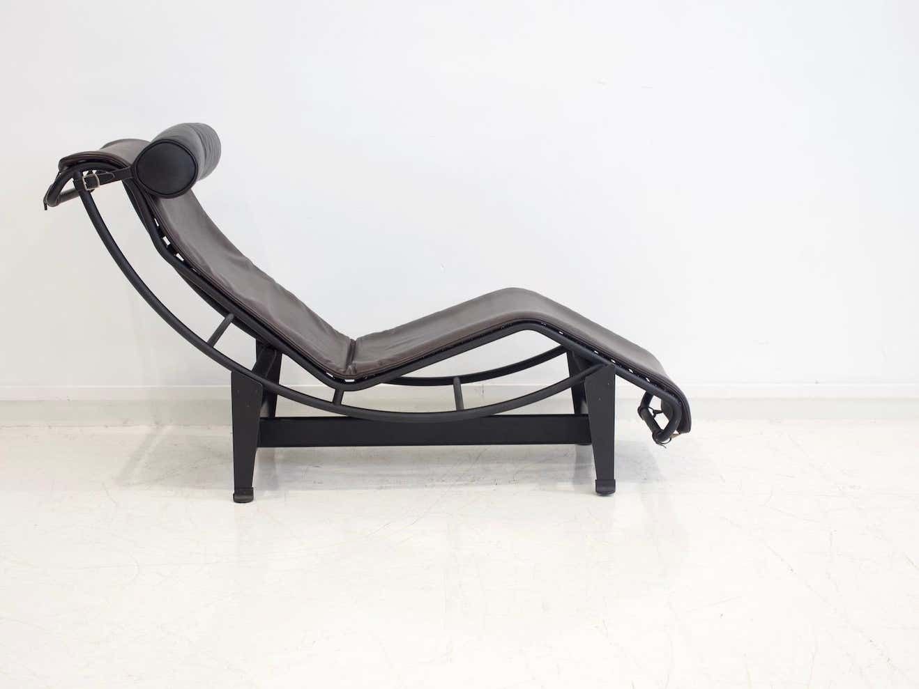 Cassina Lounger Lc4 By Le Corbusier, Charlotte Perriand And Pierre Jeanneret photo furniture