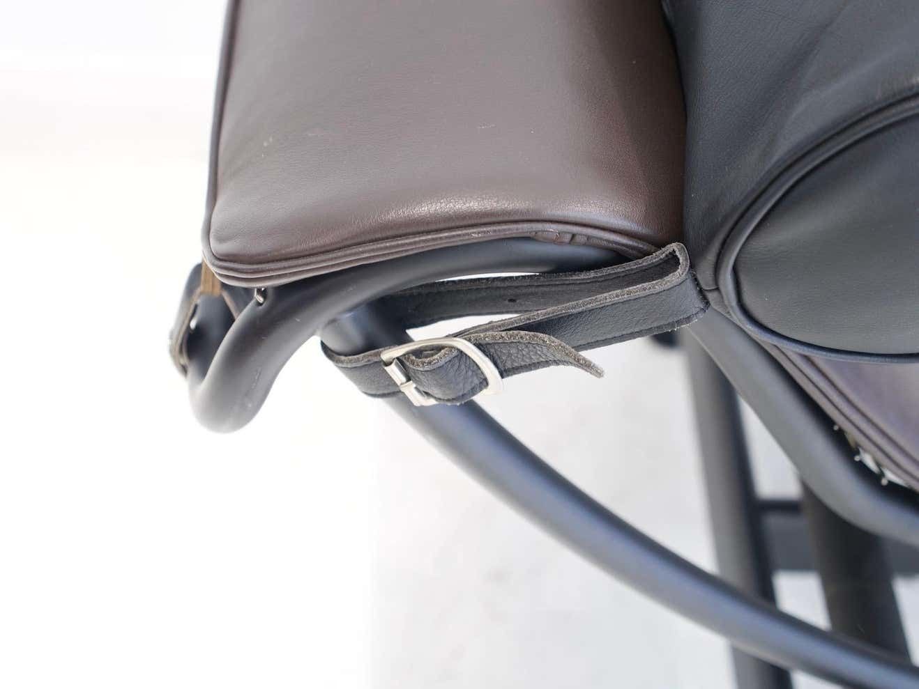 Cassina Lounger Lc4 By Le Corbusier, Charlotte Perriand And Pierre Jeanneret photo 4704.0