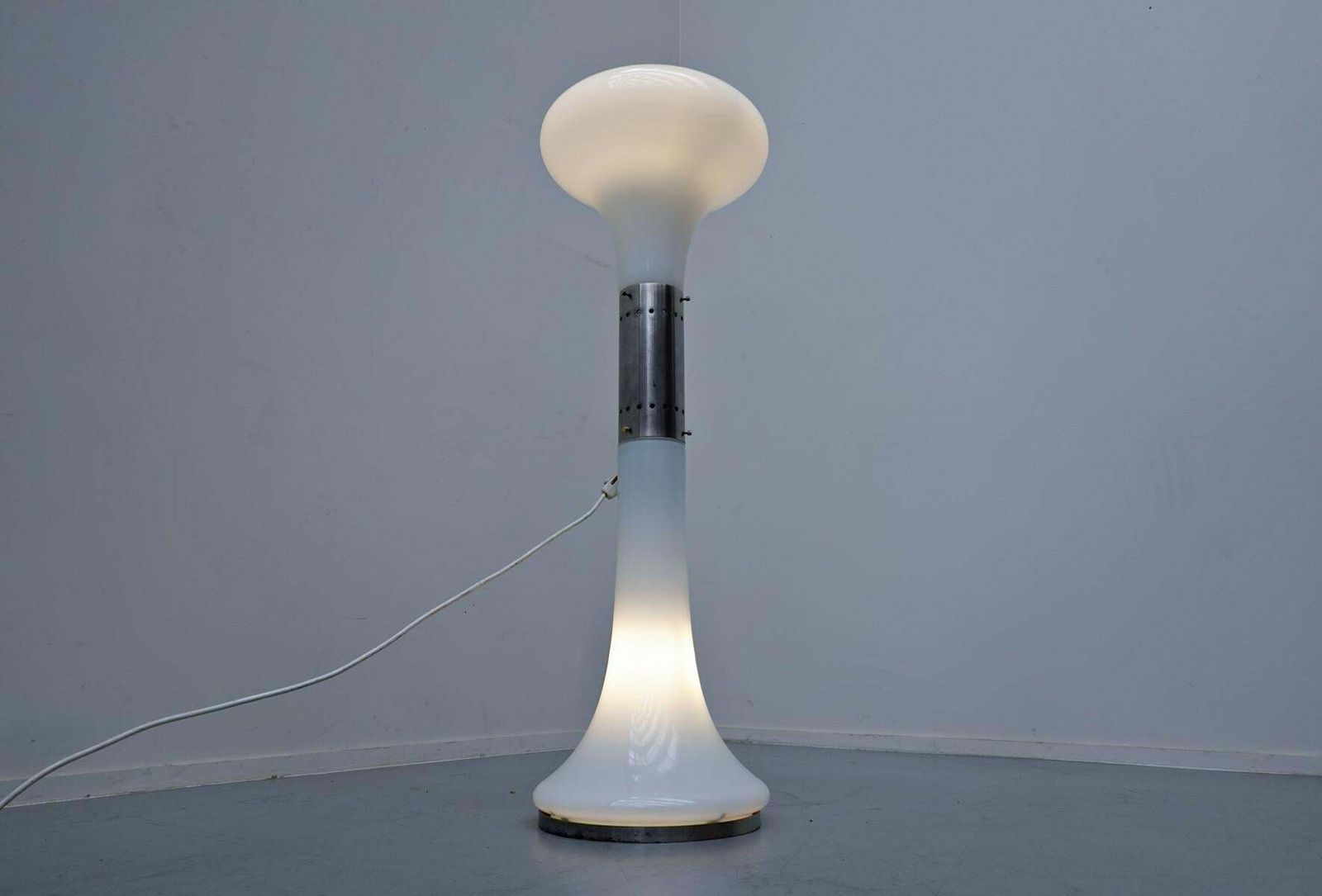 Mid Century Modern Floor Lamp Model 'Soffiato' By Carlo Nason For Mazzega, 1960s photo for sale