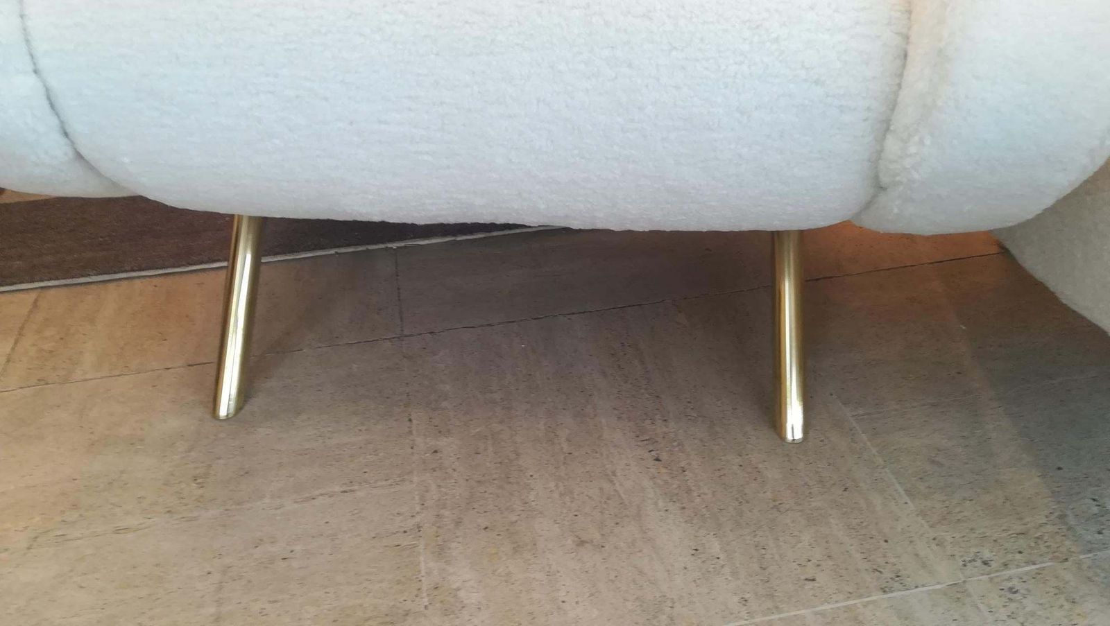 Furniture Pair Of Armchairs In Soft White Fabric photo