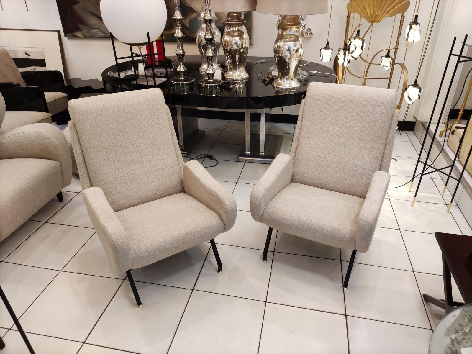 photo furniture Pair Of Italian Armchairs With Black Metal Feet