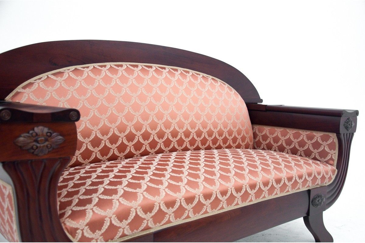 2868.0 Antique Sofa, Northern Europe, Turn Of The 19th And 20th Centuries. photo
