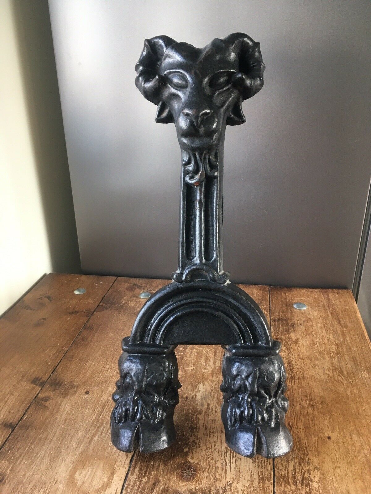 Exceptional Antique Rams Head & Hoof Cast Iron Fireside Fire Dogs Andirons 50kg photo vintage
