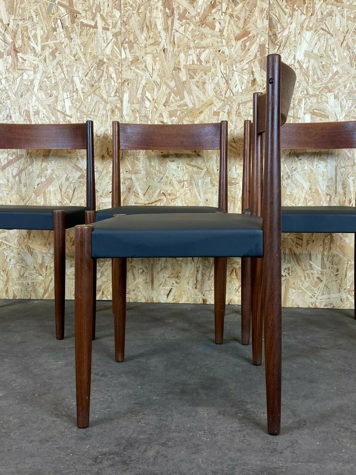 photo furniture 4x 60s 70s Teak Chairs Dining Chair Chair Poul M. Volther Frem Røjle