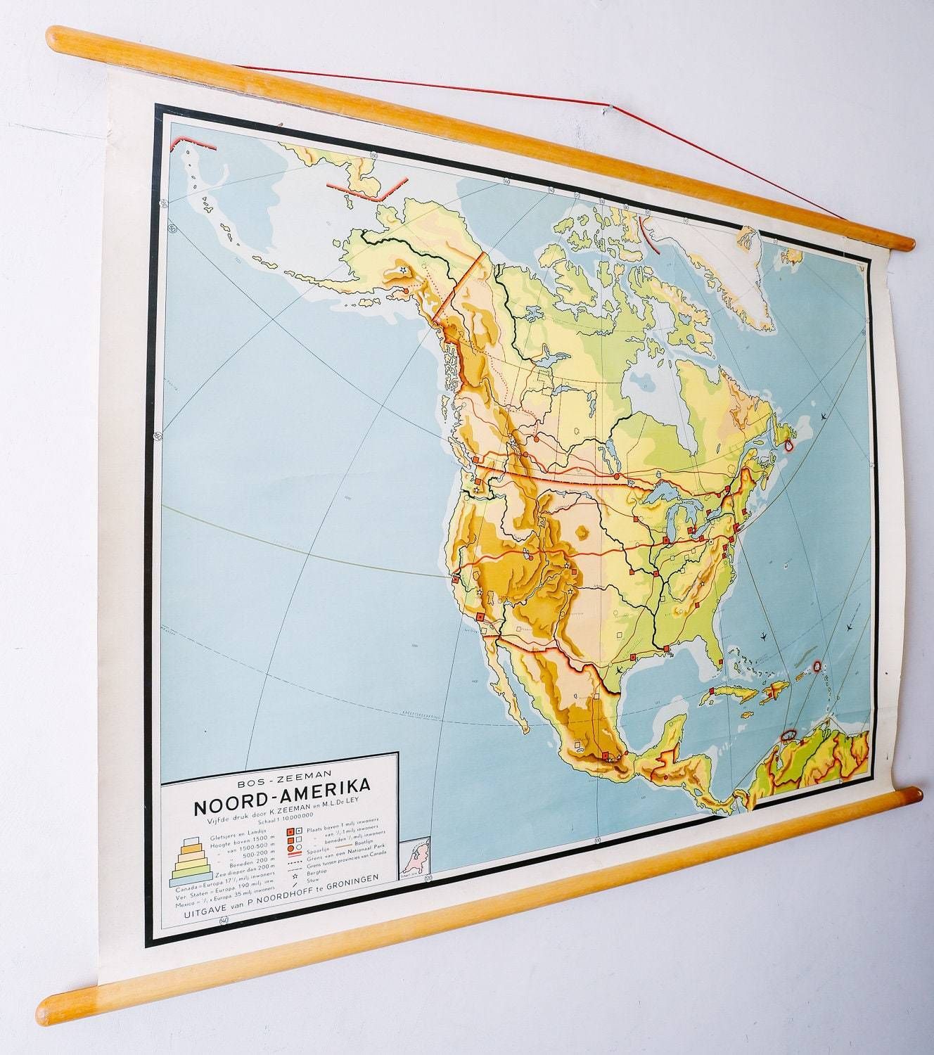 Original Mid Century Vintage Dutch Educational School Wall Chart USA North America Continent Map Quirky Beautiful Rare Bos photo for sale