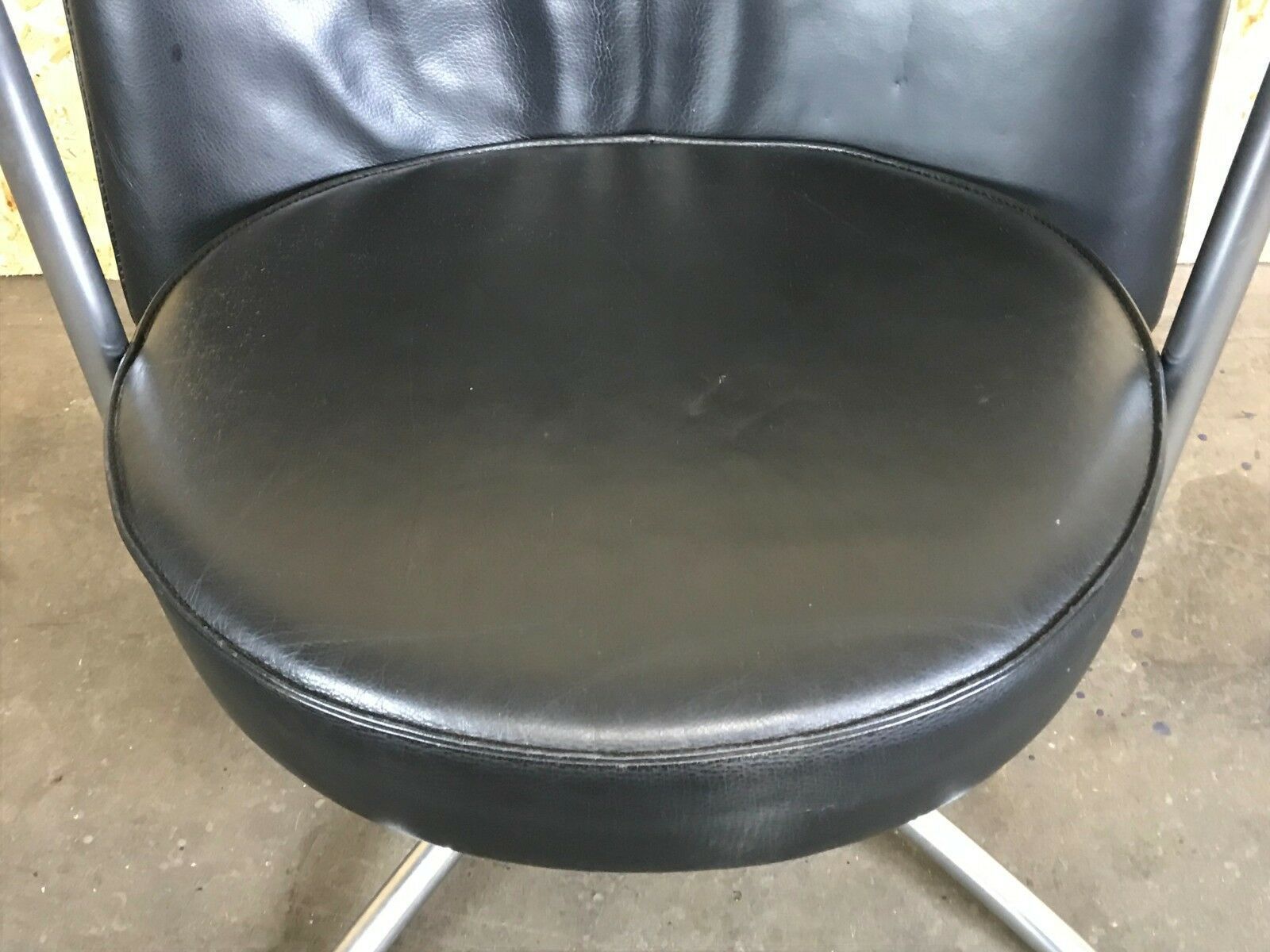 Erik Jørgensen Ej70 "Partner" Chair By Joannes Foersom & Peter Hiort Lorenzen photo vinterior