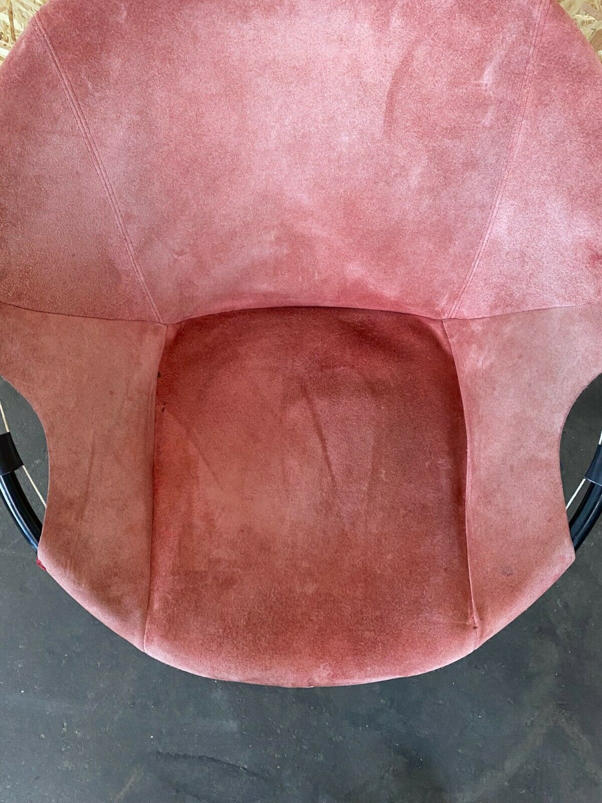 photo furniture Armchair Lusch & Co Balloon Chair Cocktail Chair Design