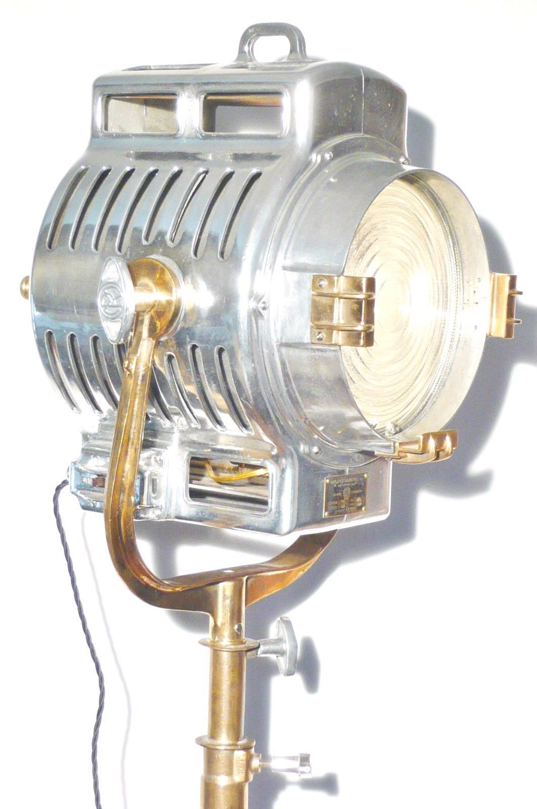 Vintage Mole Richardson Movie Spot Light Industrial  Art Deco Hollywood Studio Film Lamp Paramount Cir 1930's photo vinterior