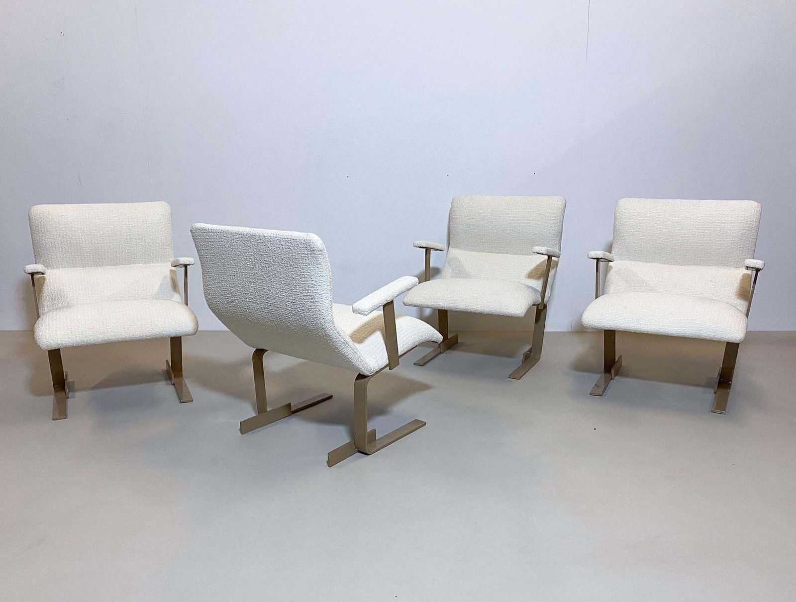Mid Century Modern Pair Of Italian Armchairs, White Bouclette Fabric, 1970s photo vintage