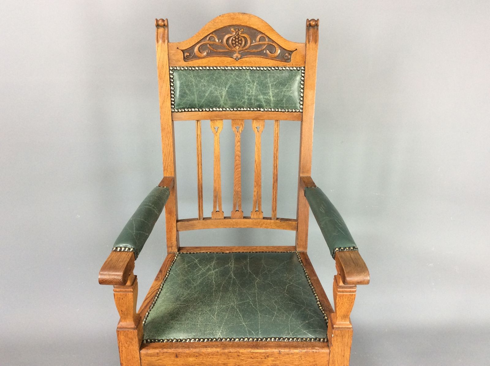 Arts And Crafts Armchair Attributed To Shapland & Petter 1900s photo vinterior