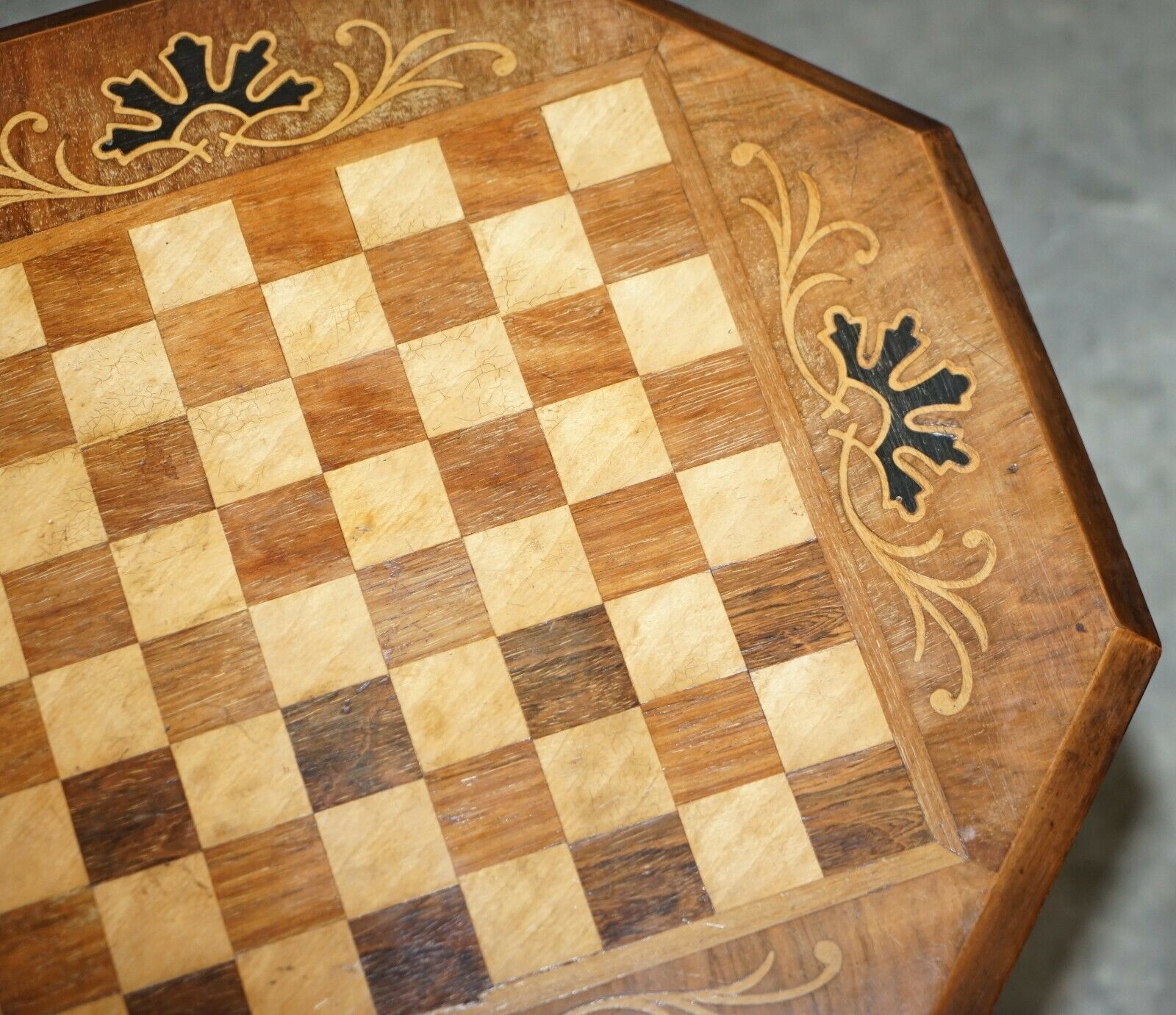 Vintage Mahogany Satinwood & Walnut Chess Games Table Ideal As A Side End Piece photo buy