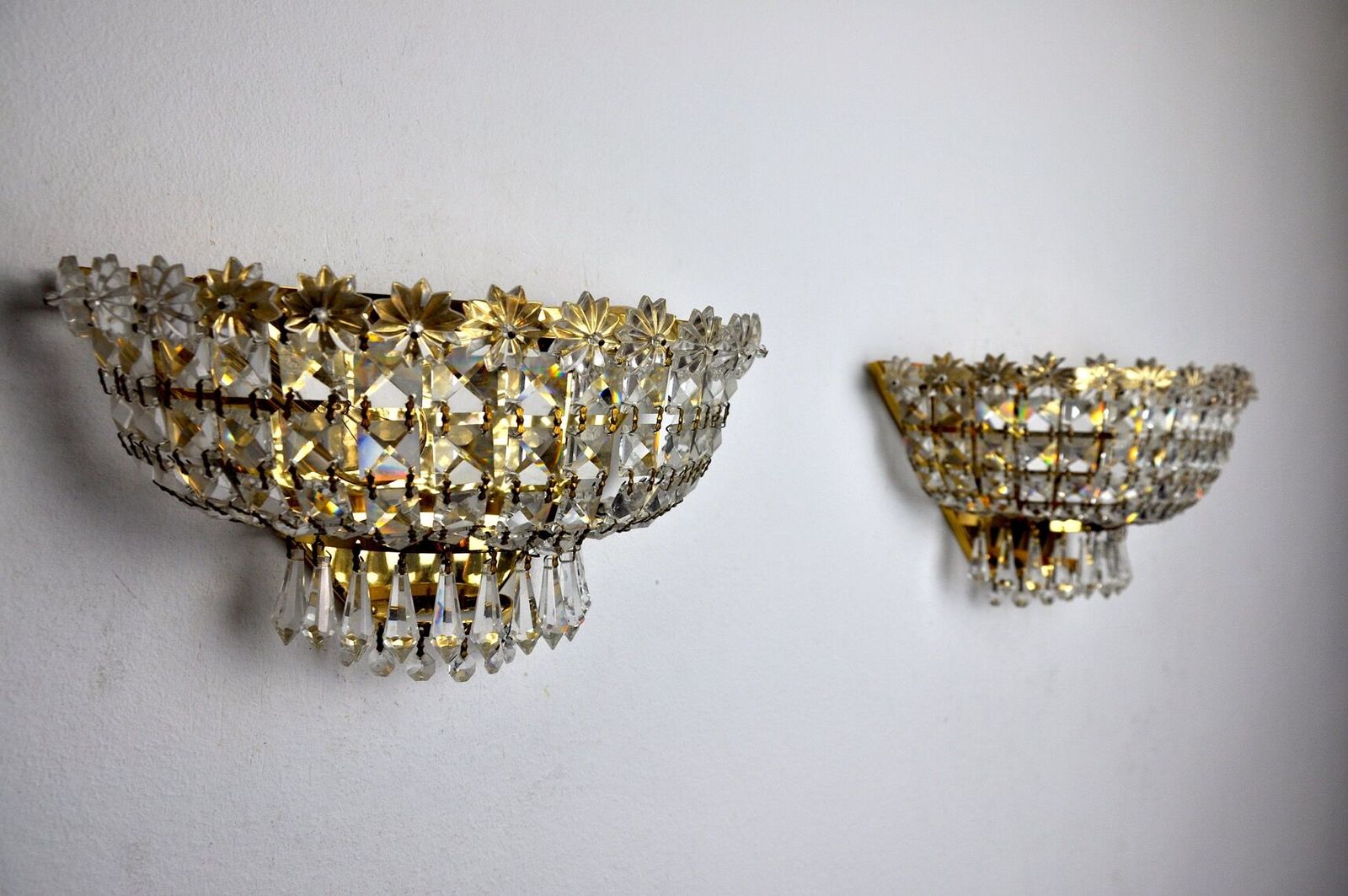 Pair Of Regency Wall Lamps, Cut Crystals, Italy, 1980 photo for sale