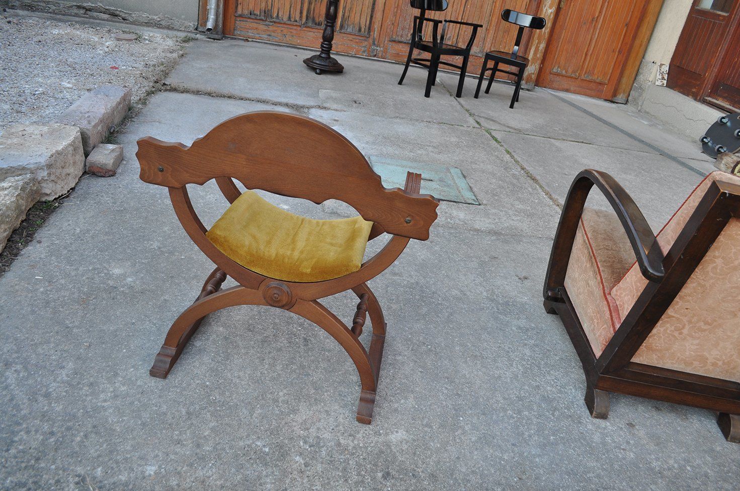 Mid Century Castle Throne Armchair, 1950s photo Furniture