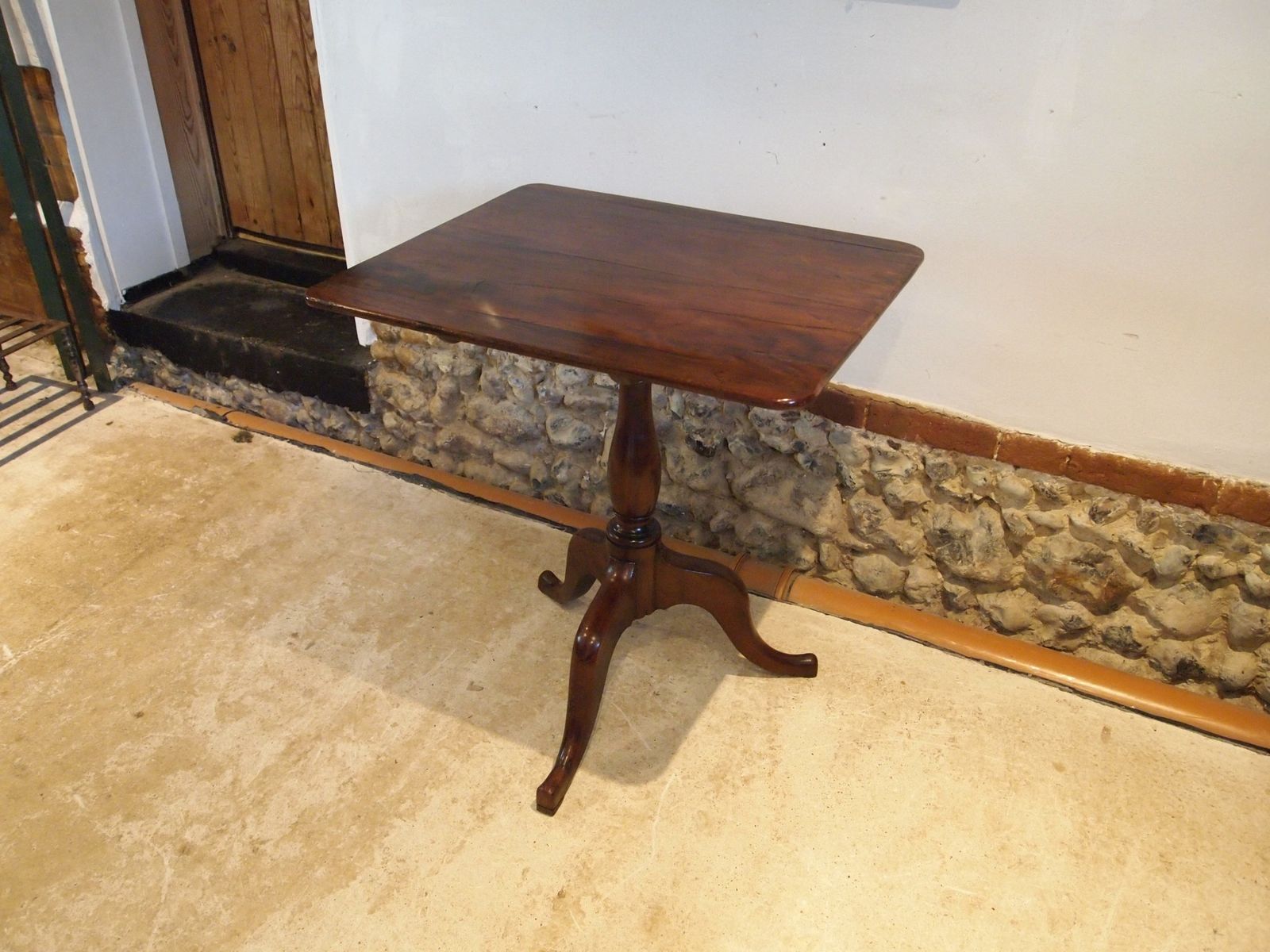 photo buy Table Very Rare Gillows George III Yew Side Lamp Hall Wine C1780