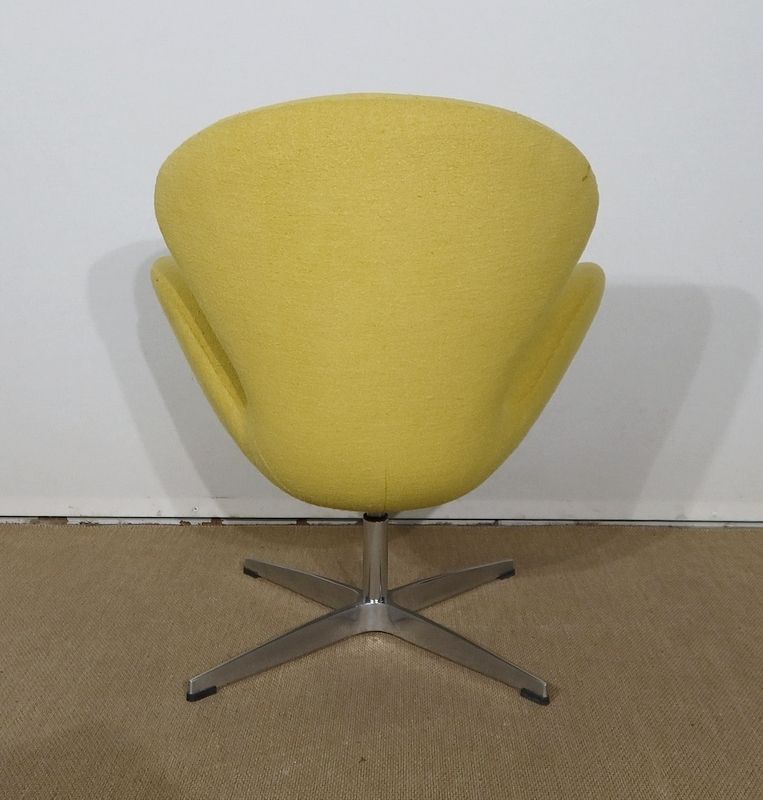 Swan Armchair, After A. Jacobsen – 1970s photo vinterior