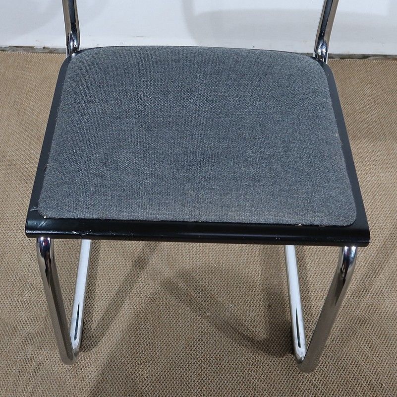 Furniture Pair Of Cesca B32 Chairs By M. Breuer, 20th Century photo