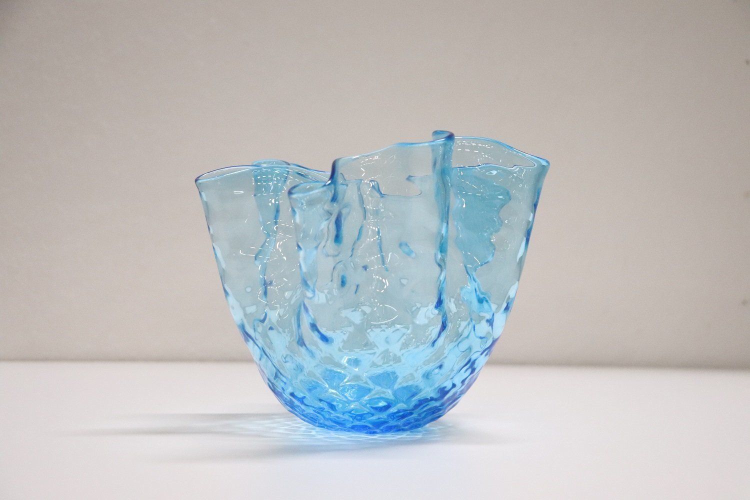 Italian Murano Glass Handkerchief Vase 1950s photo 906.44