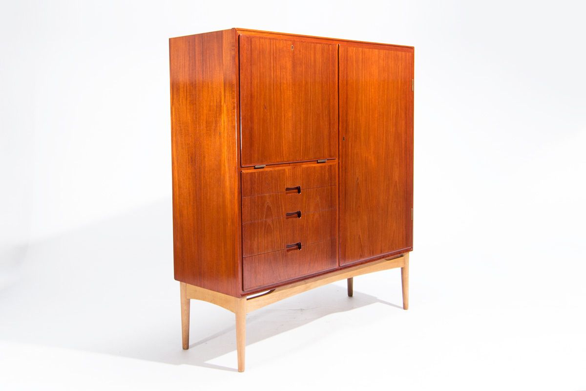 Mid Century Teak & Oak Cabinet, Danish Scandinavian Design 1950’s