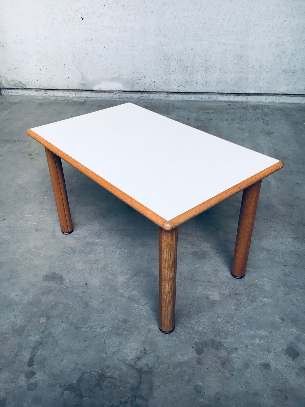 Postmodern Design Keukentafel Van Gamar, Italië, Jaren 1970 photo for sale