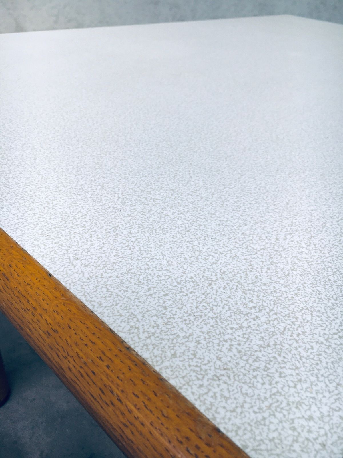 992.0 Postmodern Design Keukentafel Van Gamar, Italië, Jaren 1970 photo
