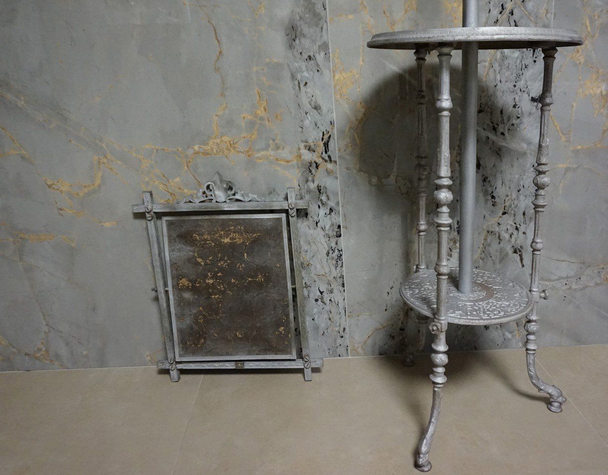 Antique French Cast Iron Adjustable Shaving Stand photo vinterior