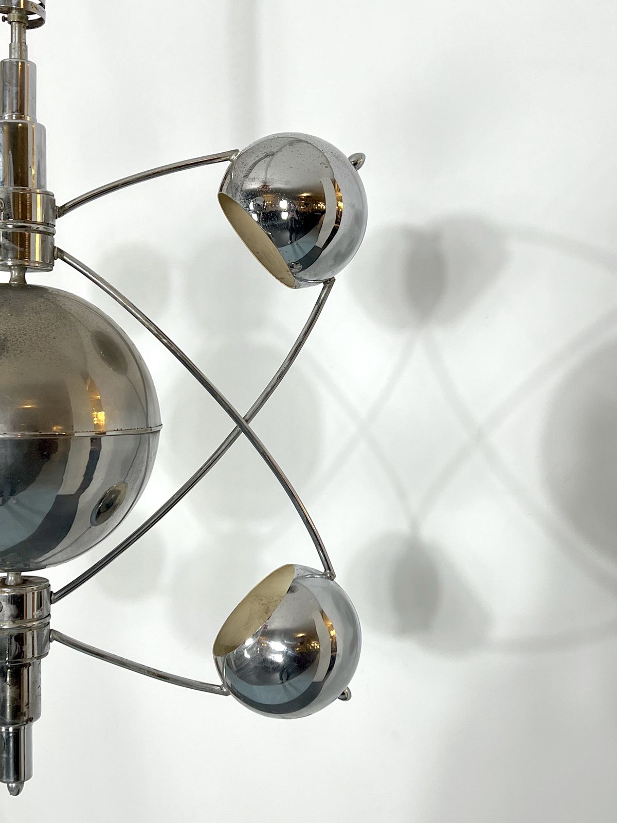photo vintage Goffredo Reggiani, Satellite Chrome Chandelier From 60s