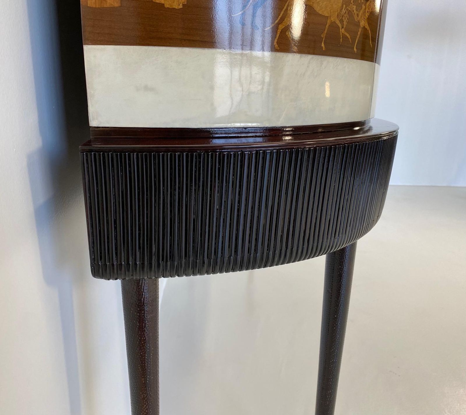 Italian Art Deco Bar Cabinet In Parchment With Inlays Signed By Anzani 1930s photo vintage
