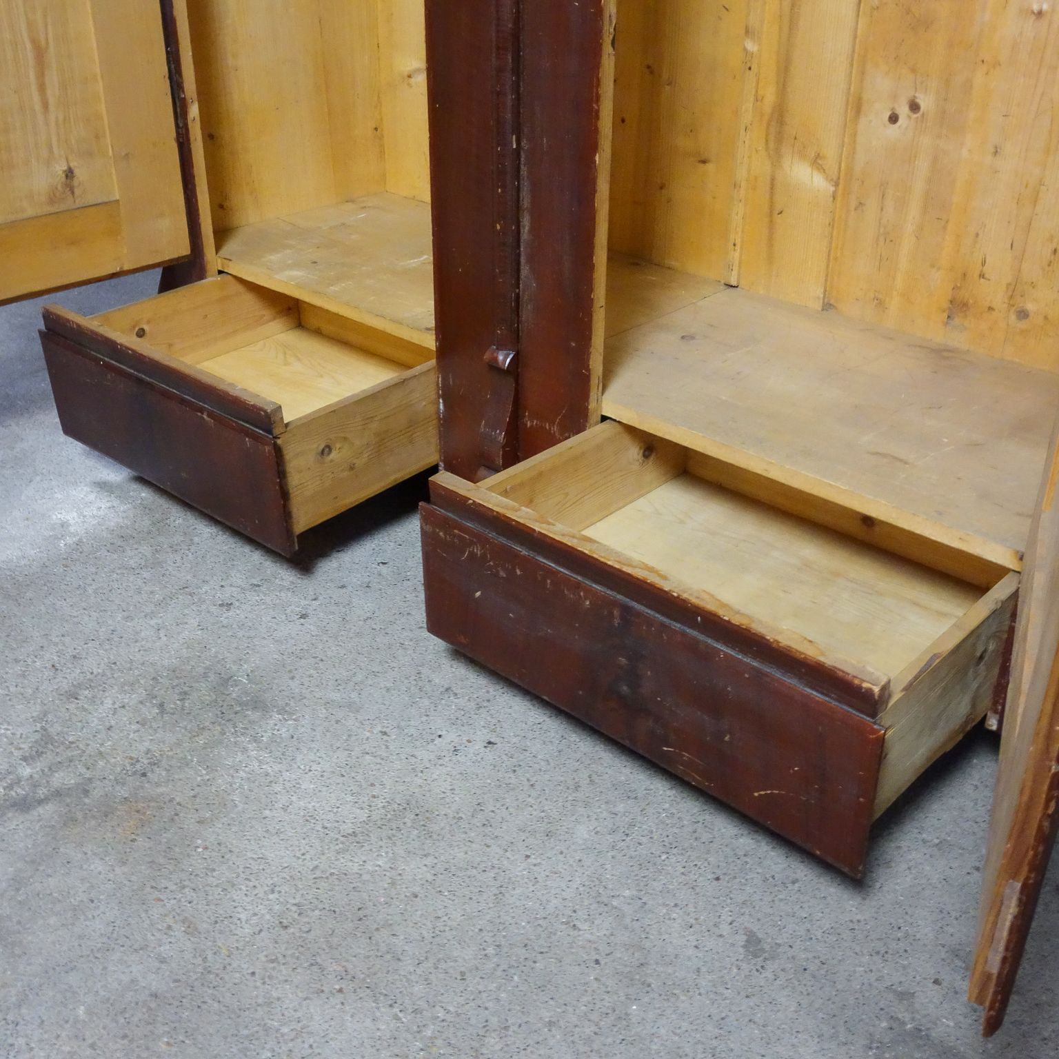Meubels Brocante Tweedeurskast – Patina – Begin 1900 photo
