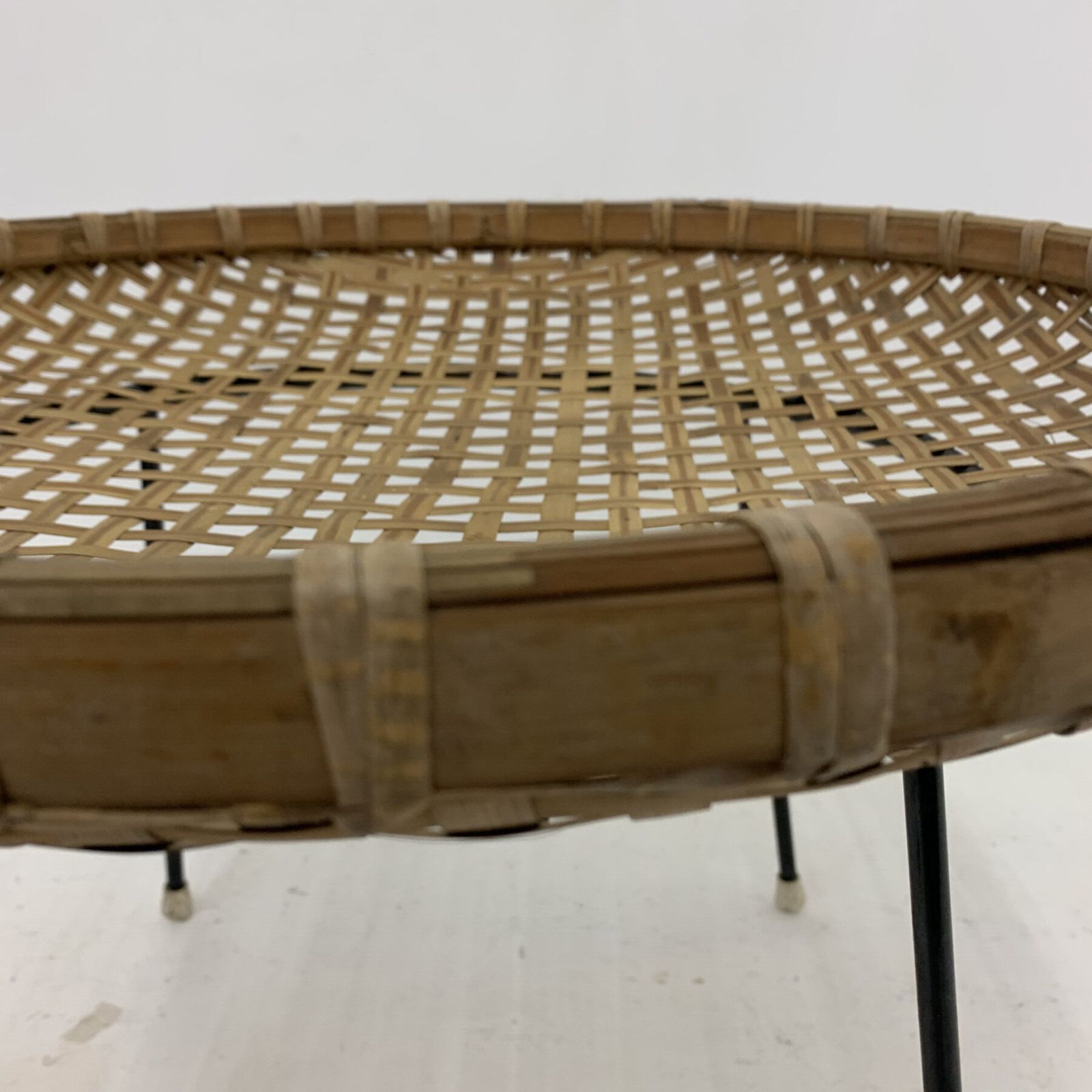 Artimeta Basket Tijdschriftenrek, Ca. Jaren 1950 photo for sale
