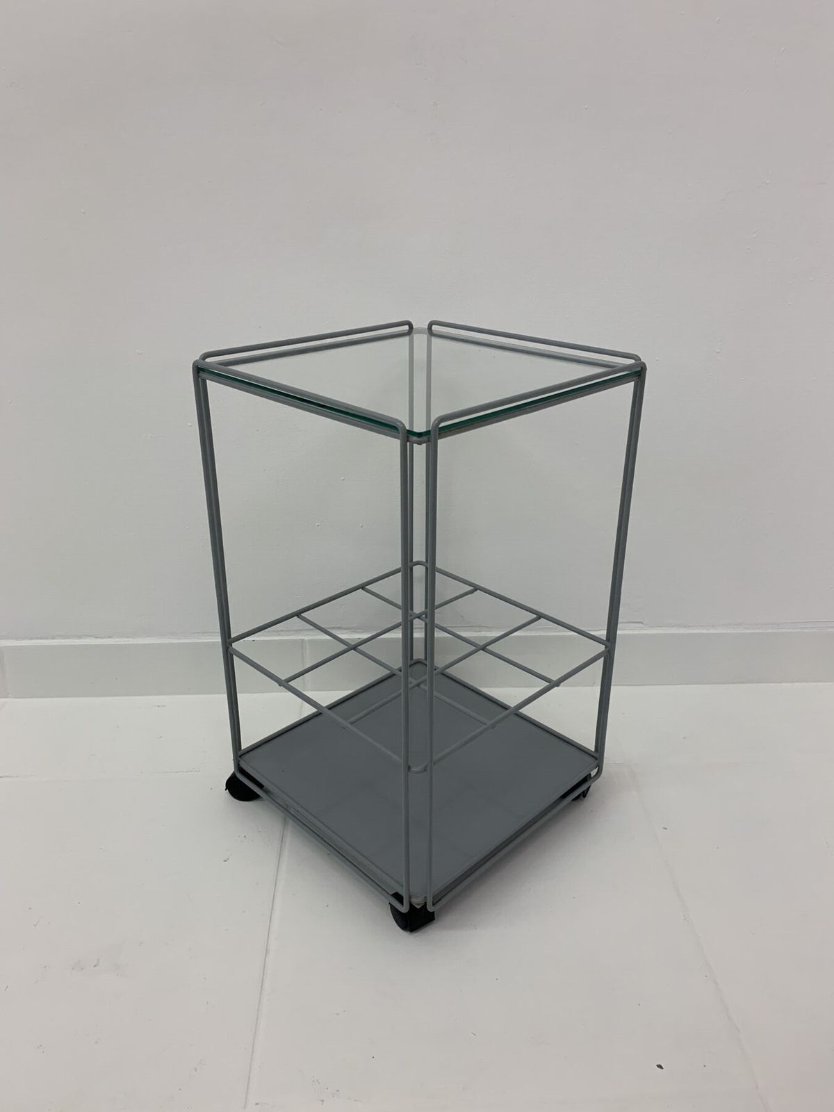 Max Sauze For Atrow ‘Isocele’ Bar Cart Side Table 1970’s photo vinterior