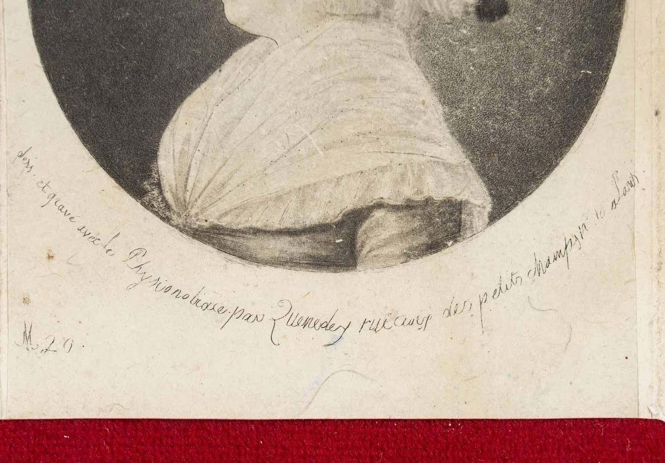 Small Portrait Of Madame De Fougeroux De Bondaroy photo vinterior
