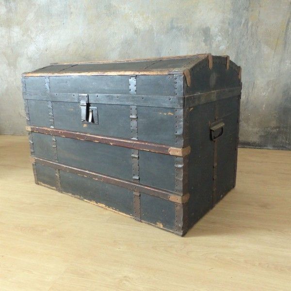 photo vintage Antique Chest   Trunk By Georg Theodor Zipf Freiburg. 1880   1900