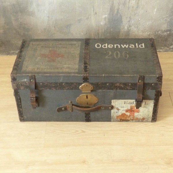 501.0 Antique Medicine Chest From Ww1 From The German Red Cross. 1914   1918 photo