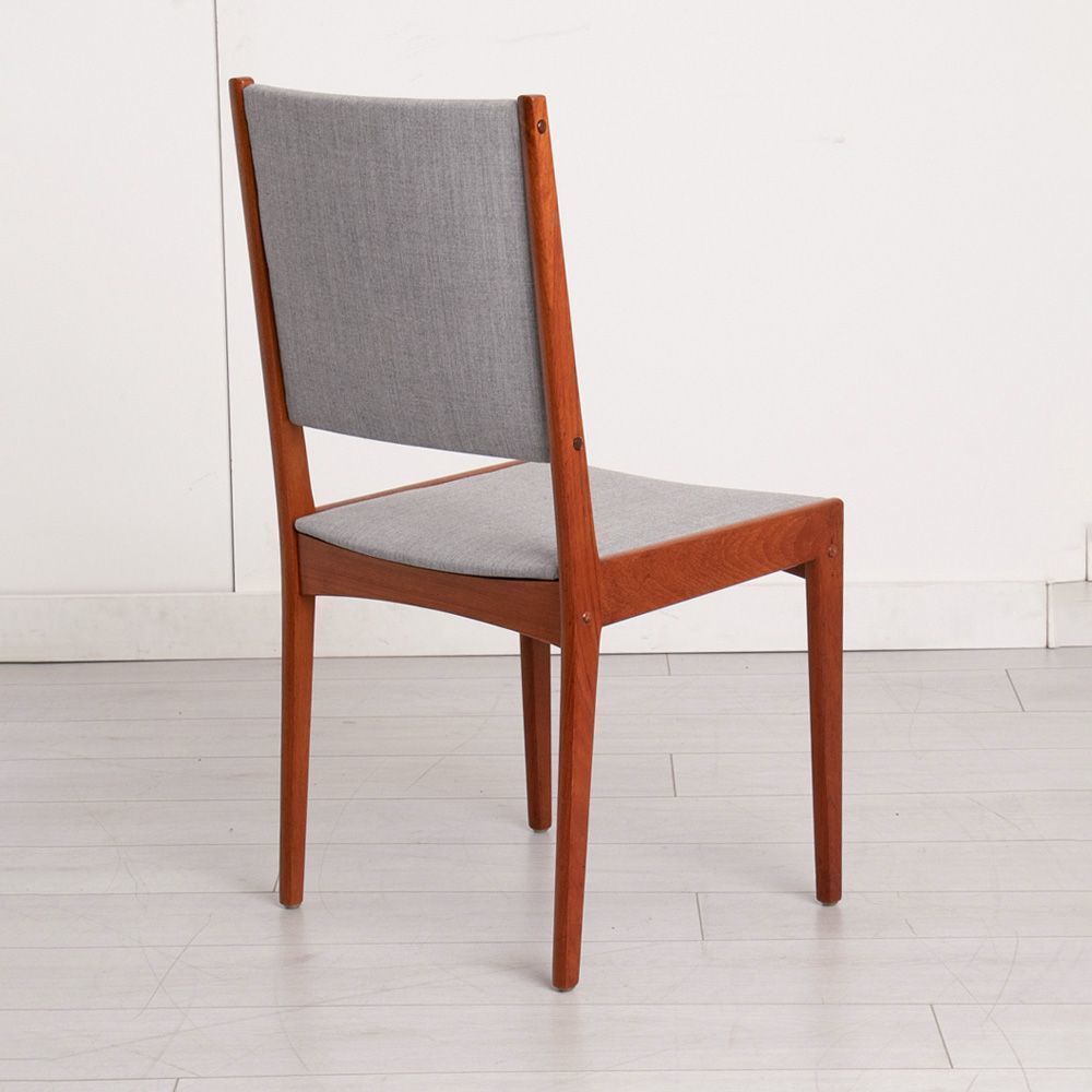 Set Of 8 Midcentury Teak Chairs By Johannes Andersen C.1960s photo 2250.0