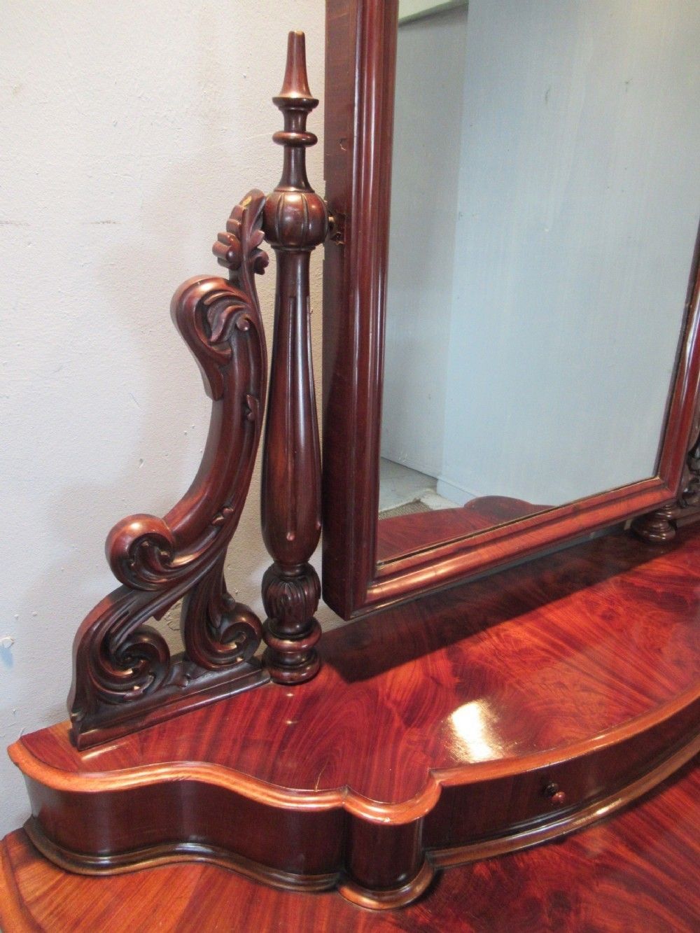 Attractive Victorian Mahogany Duchess Dressing Table photo for sale
