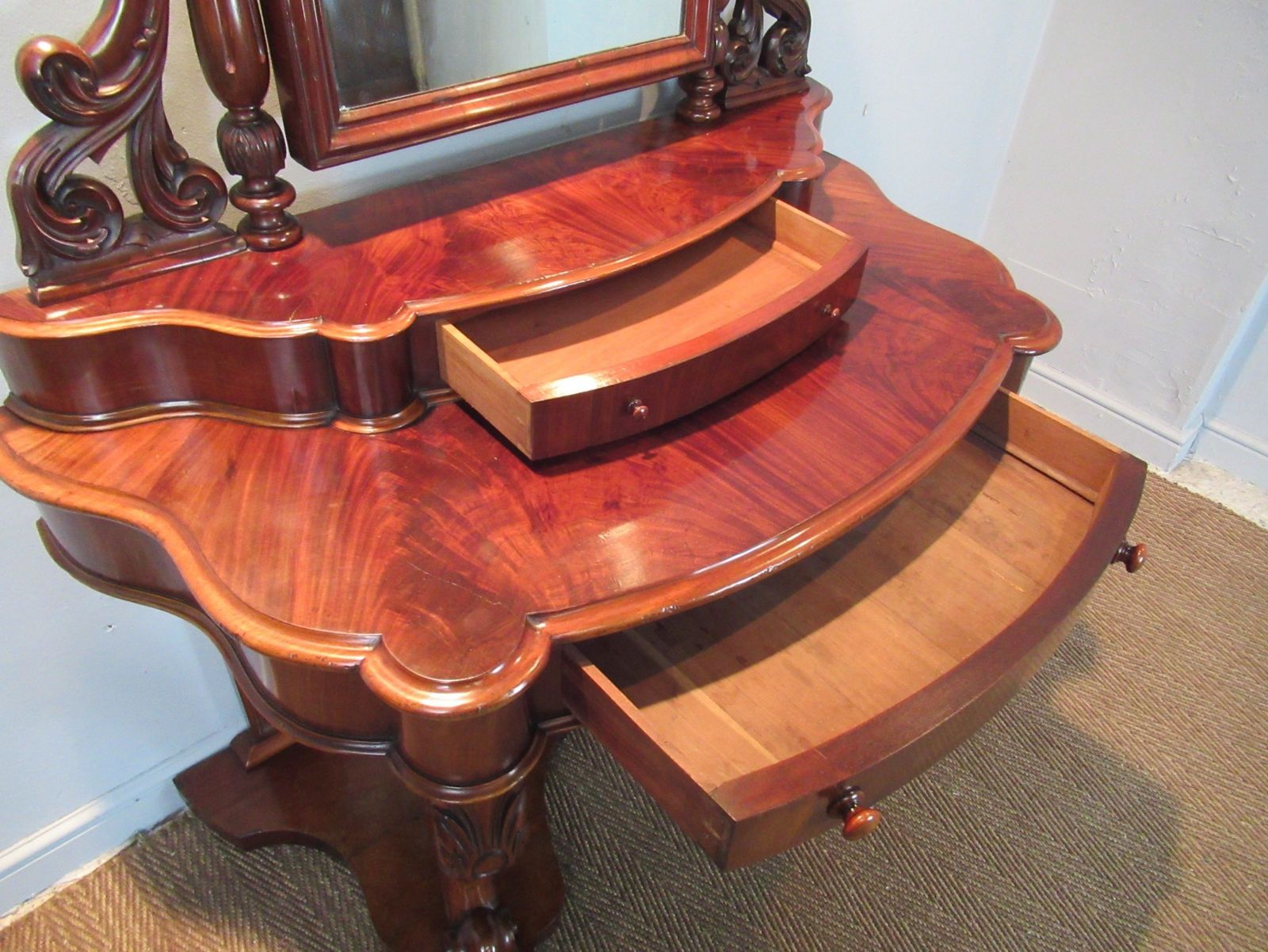 Attractive Victorian Mahogany Duchess Dressing Table photo buy