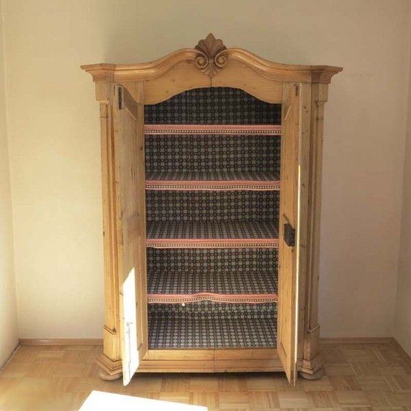 Antique Natural Pine Wood Wardrobe In Very Good Condition 1850   1880 photo furniture