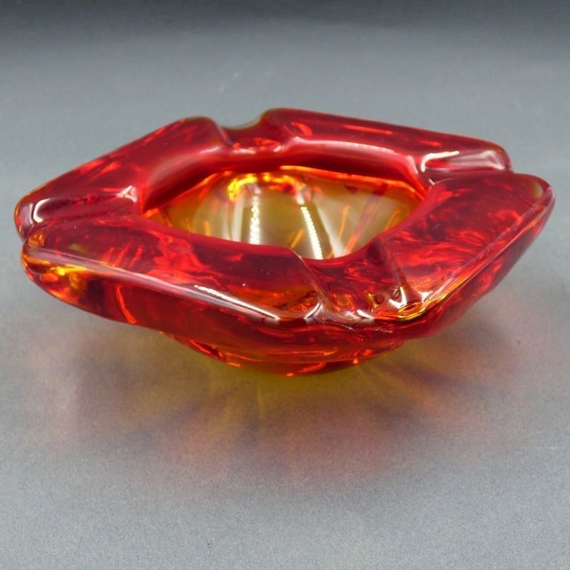 Red Murano Glass Ashtray. Italy 1950   1959 photo 250.0