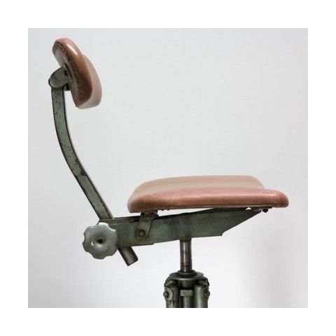 Swivel Industrial Office Chair. photo Furniture